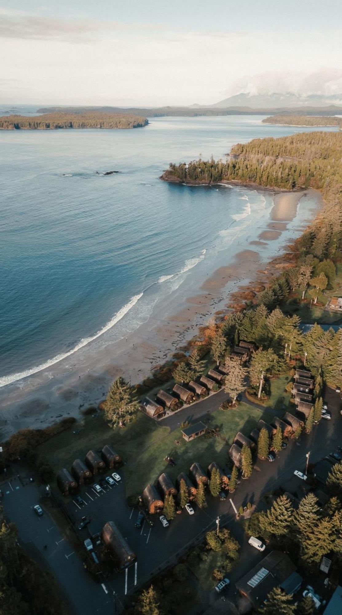 Ocean Village Resort Tofino Exterior foto